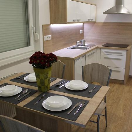 Petite Apartment Maribor Exterior foto