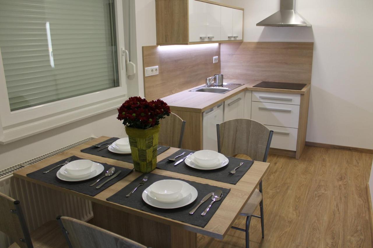 Petite Apartment Maribor Exterior foto