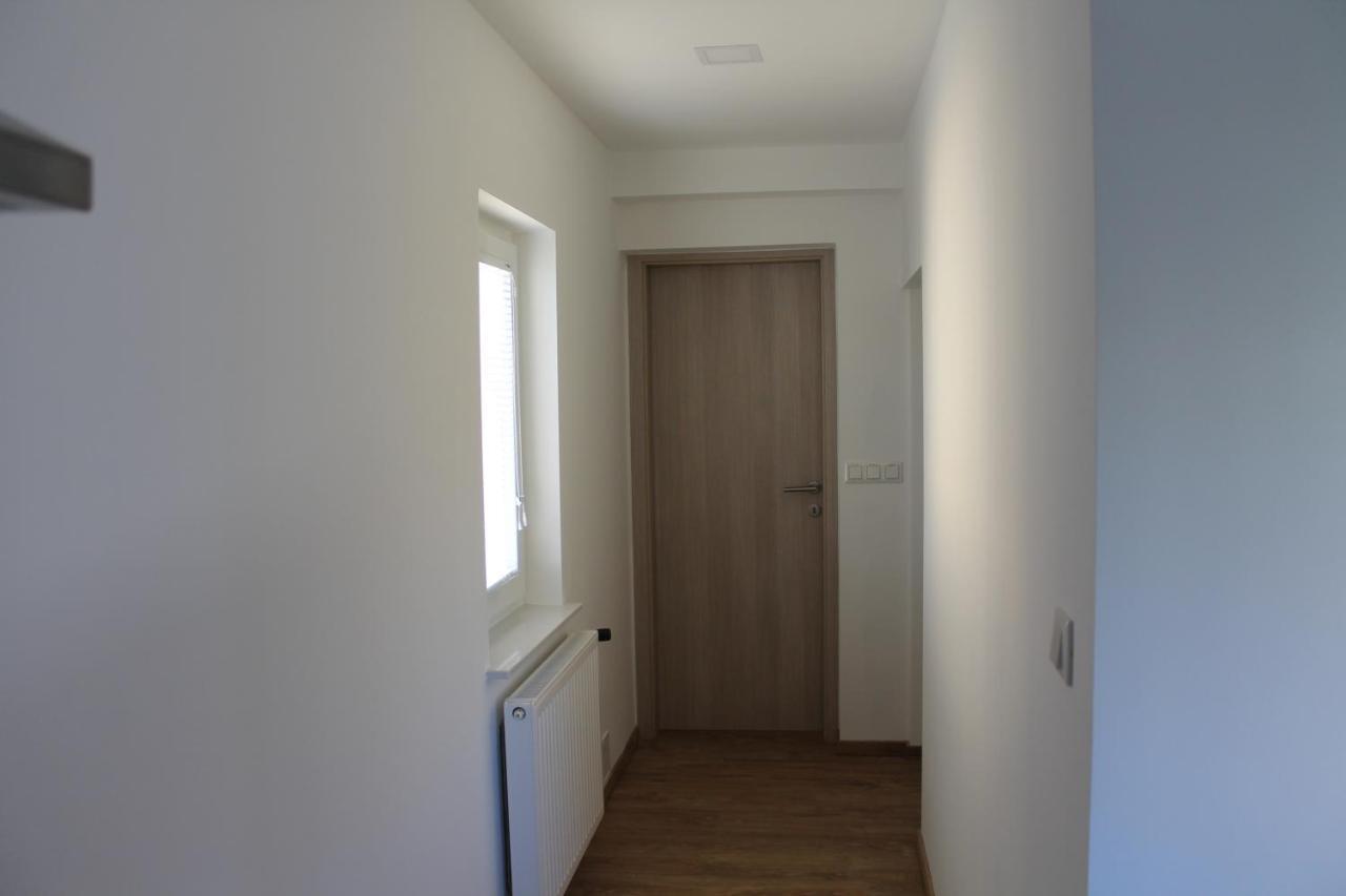 Petite Apartment Maribor Exterior foto