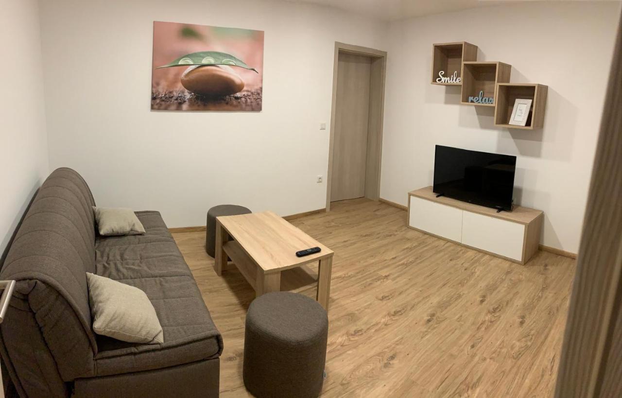 Petite Apartment Maribor Exterior foto